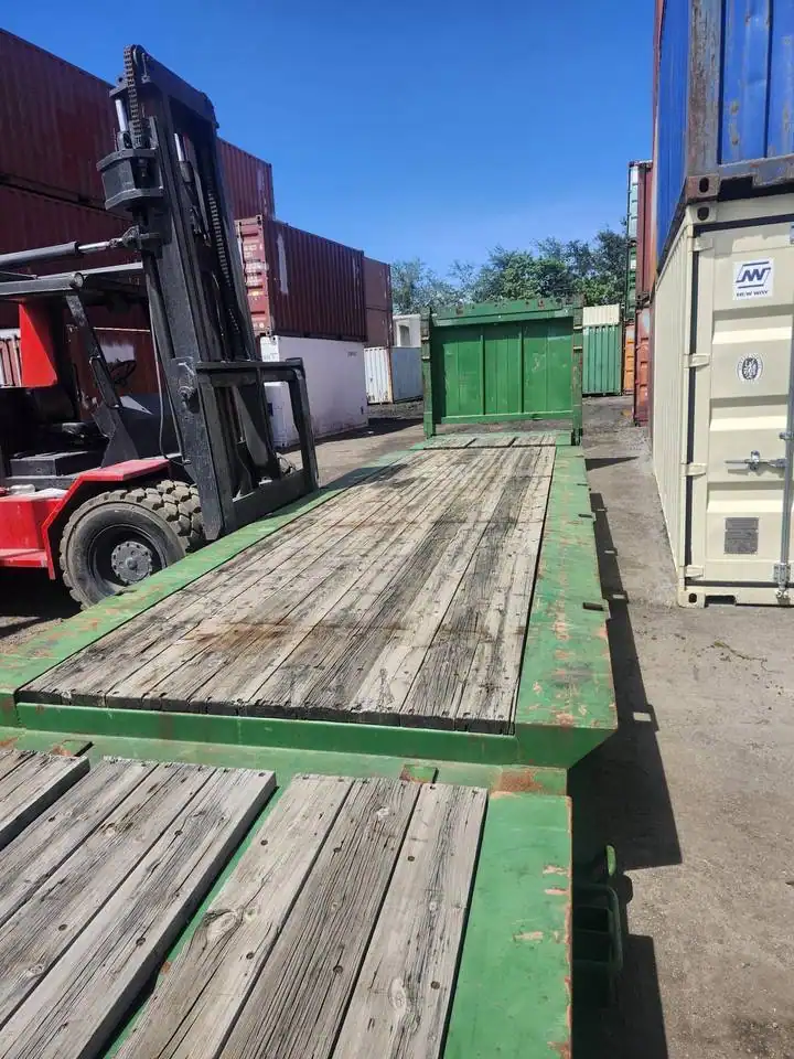 40 foot flat rack with wood deck